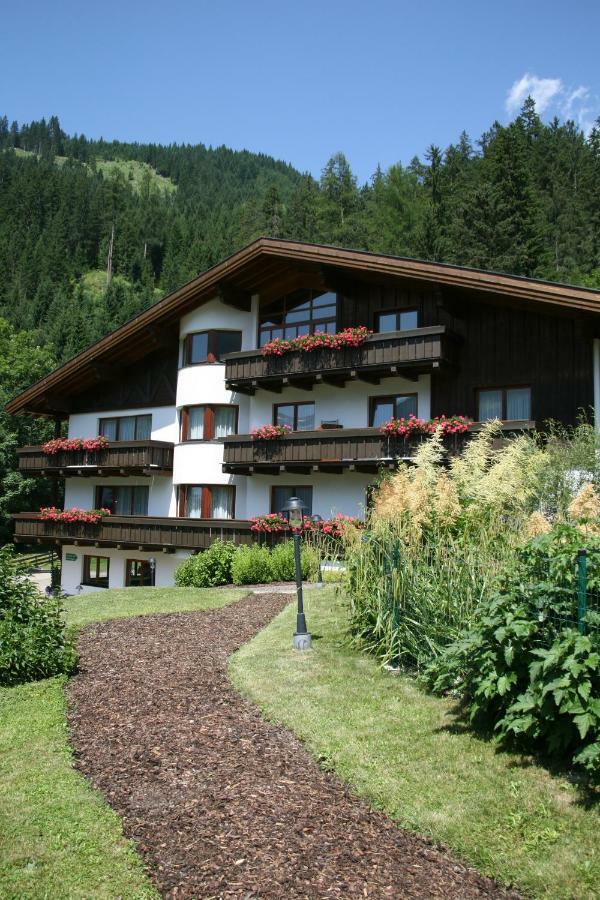 Haus Montana Apartman Elbigenalp Kültér fotó