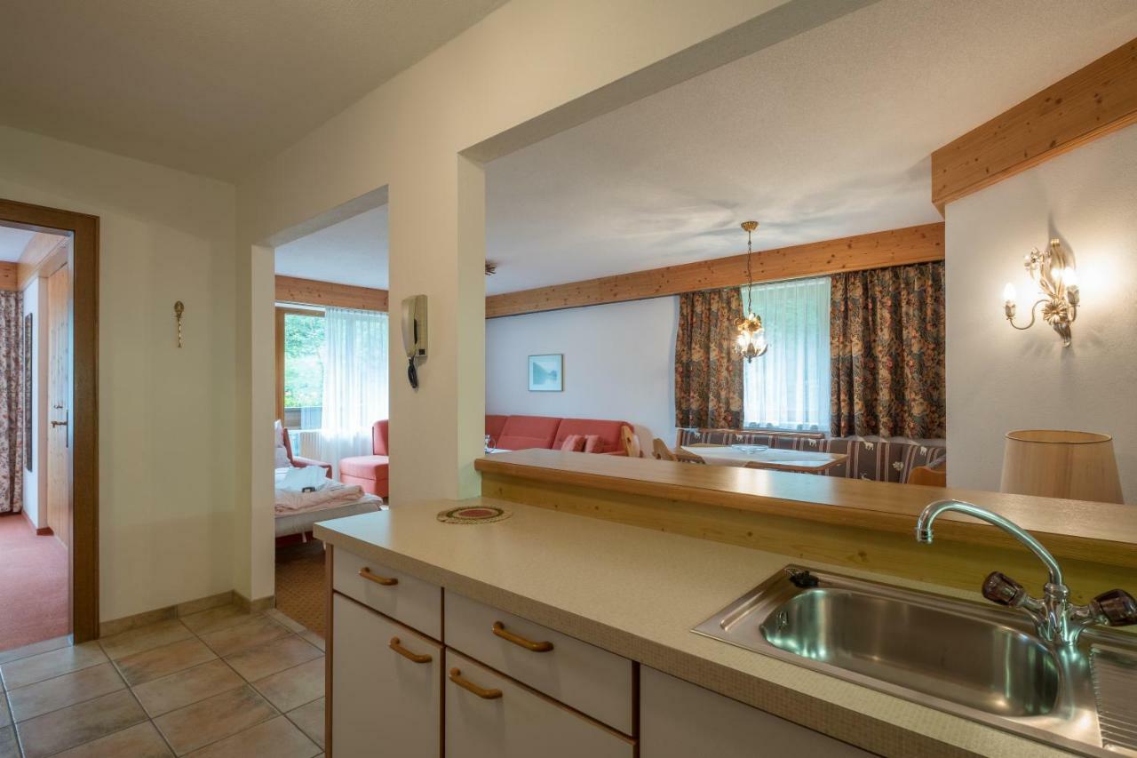 Haus Montana Apartman Elbigenalp Kültér fotó